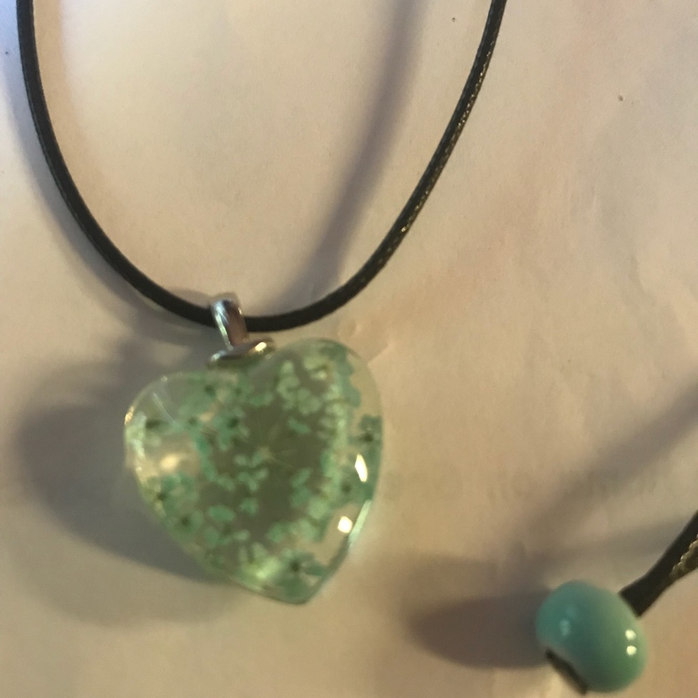 Real flower Glass necklace